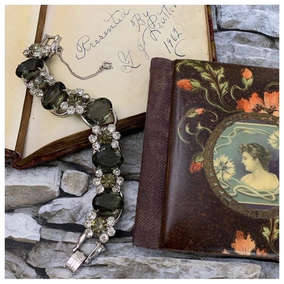 Vintage Juliana DeLizza Elster D&E Peridot Olive Clear Glass Rhinestone Bracelet - Picture 9 of 9